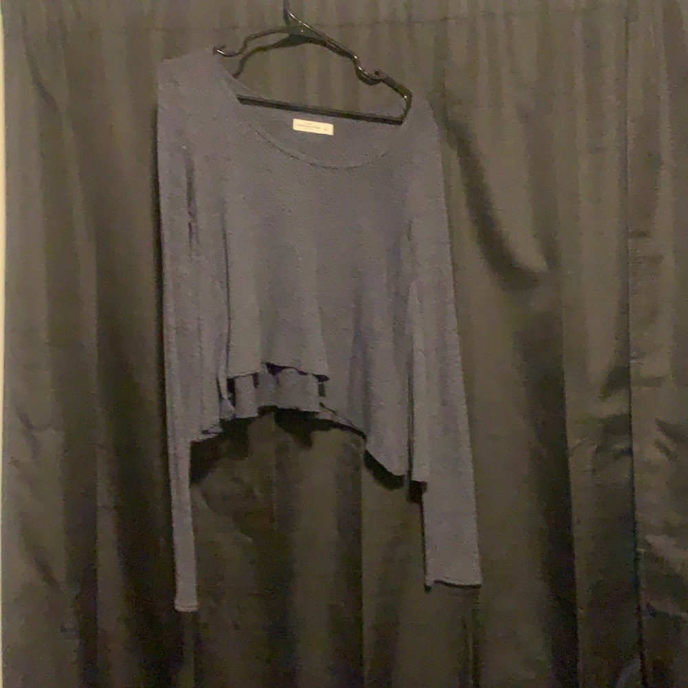 Navy Abercrombie & Fitch crop sweater